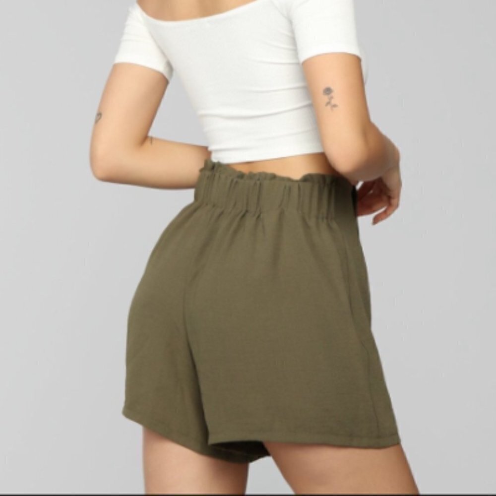 Haute Monde High waisted shorts Size Small Olive Green. - Picture 7 of 15